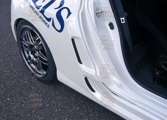 Feel's Honda Twincam Rear Wide Over Fenders - CR-Z ZF1 - RHDJapan